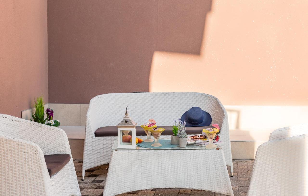 Andela 2 Apartment Makarska Exterior photo